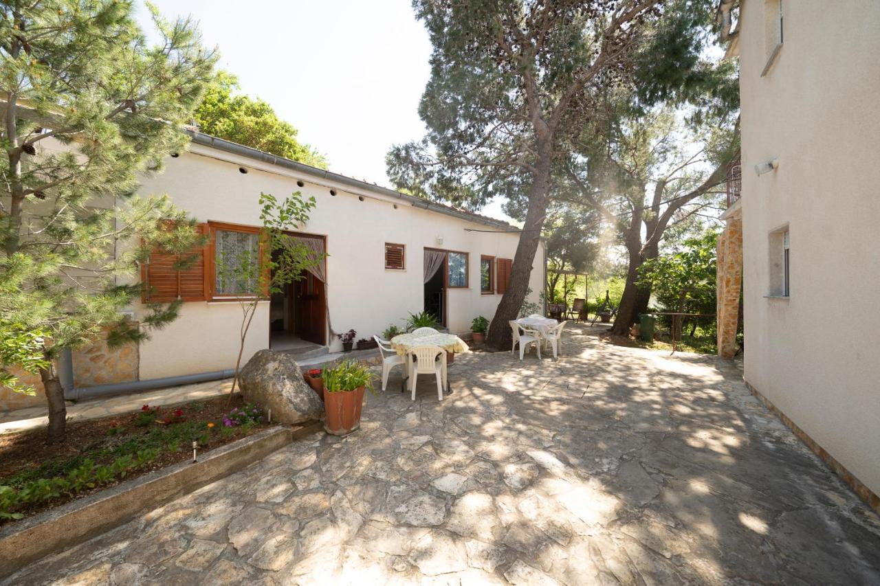Studio Apartman Ema Gornji Karin Εξωτερικό φωτογραφία